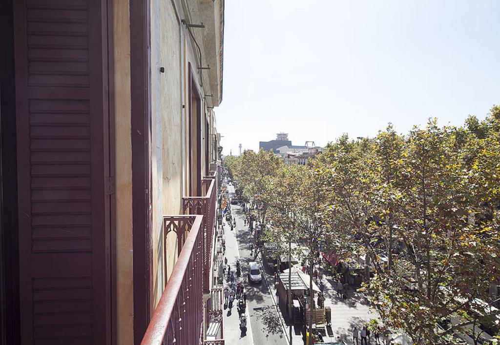 Aparthotel Rambla108 Barcelona Luaran gambar